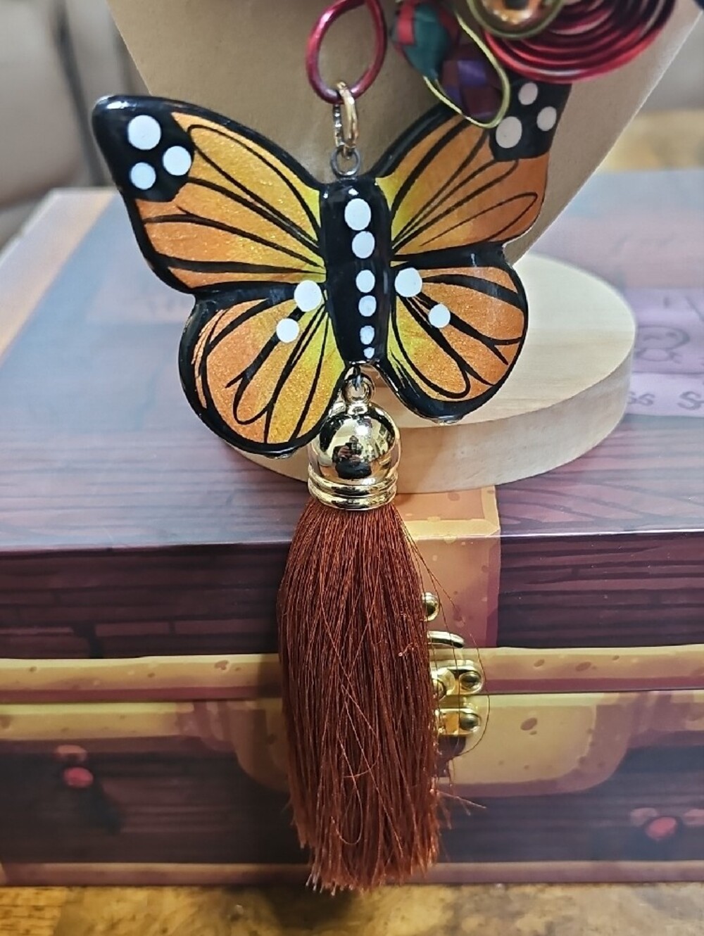 Statement Floral & Butterfly Pendant Necklace - Blue - Picture 2 of 12